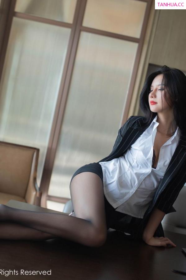 就是阿朱啊  [XIUREN]高清写真图 2019.10.25 就是阿朱啊第38张图片